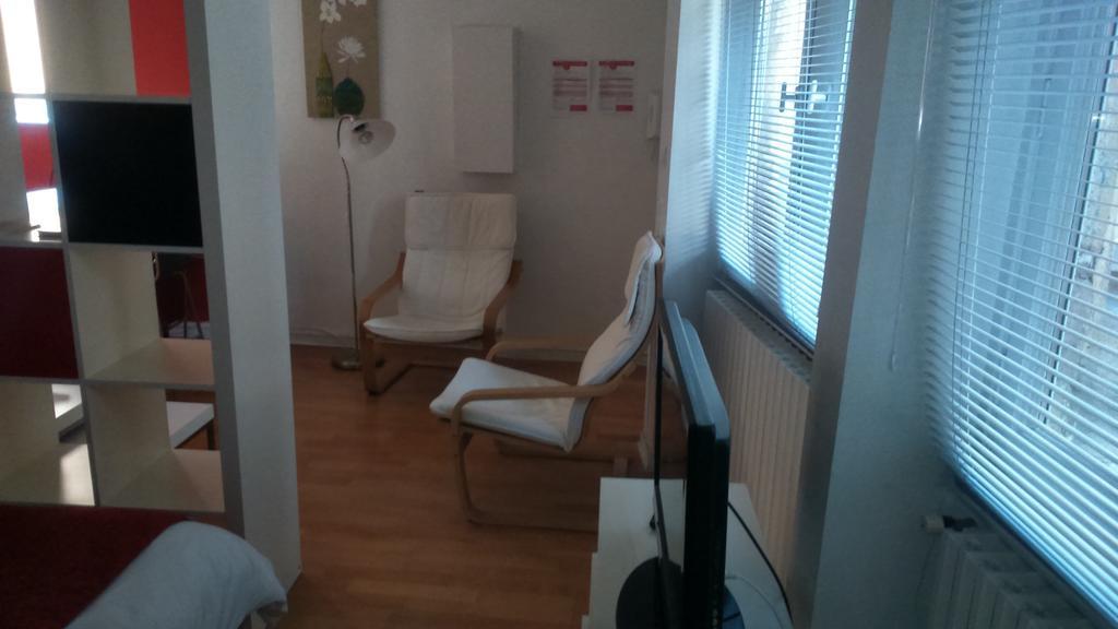 Gite L'Outarde Lyon Bagian luar foto